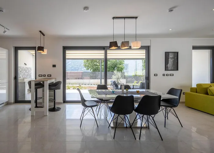 In With Sauna Semesterbostad Grižane