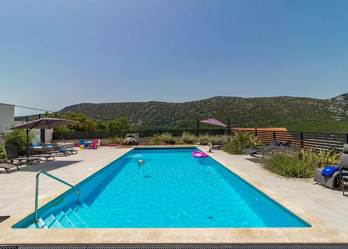 In With Sauna Grižane