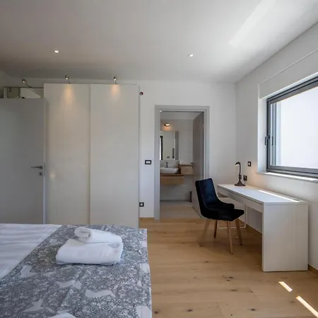 Luxurious Home In Grizane With Sauna